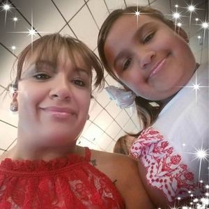 Meet your Posher, Clarisa